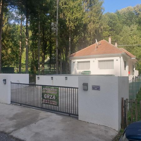 Apartmani Grza Paraćin Exterior foto