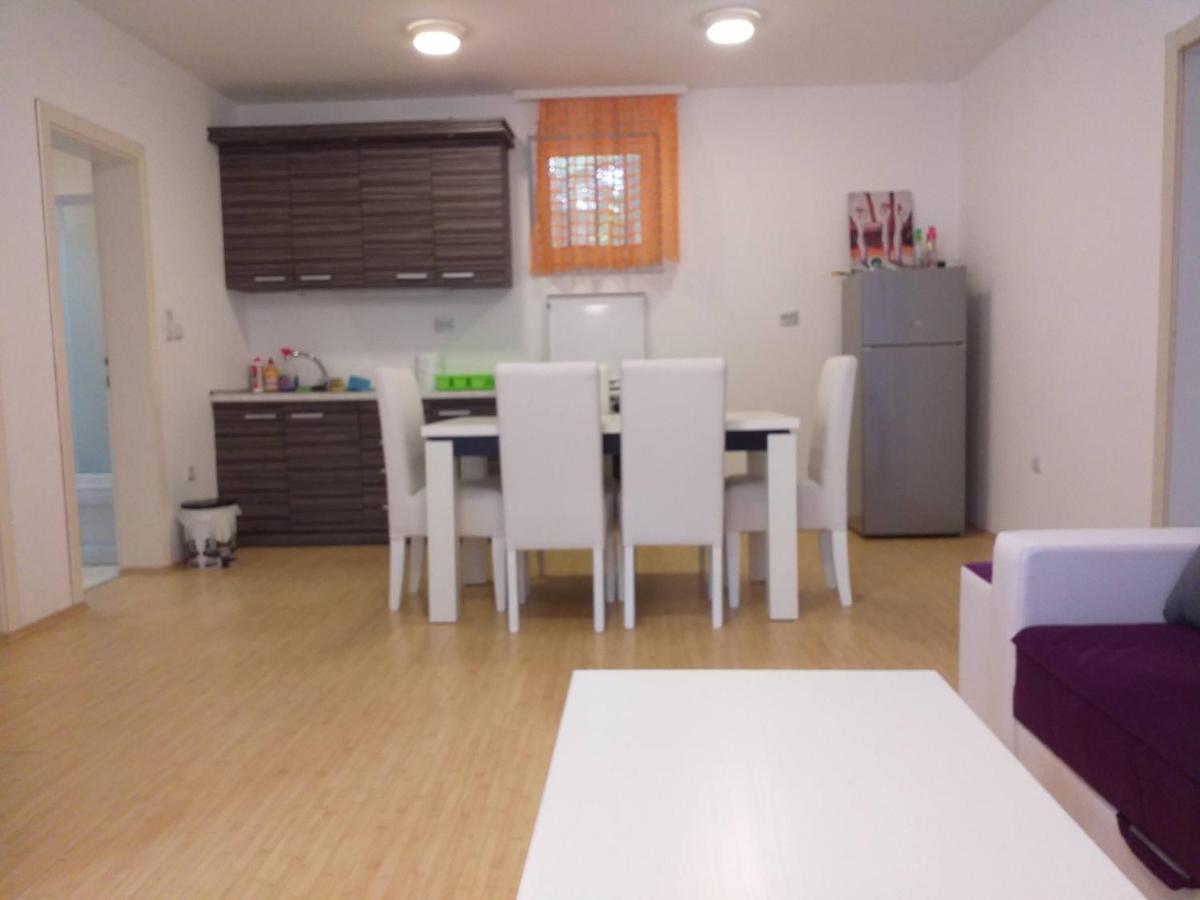 Apartmani Grza Paraćin Exterior foto
